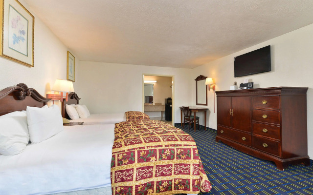 Americas Best Value Inn & Suites South Boston