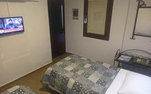 Ena Serenity Boutique Hotel