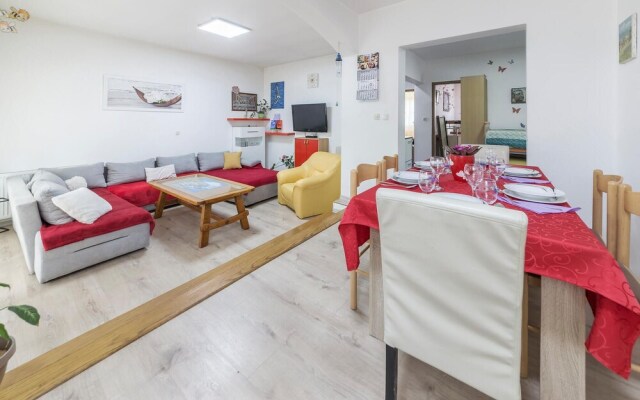 Amazing Apartment in Medulin With Wifi and 2 Bedrooms