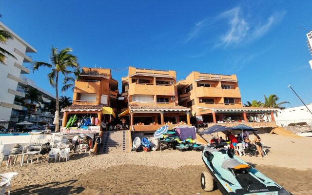 Estudio a Pie de Playa en Zona Dorada