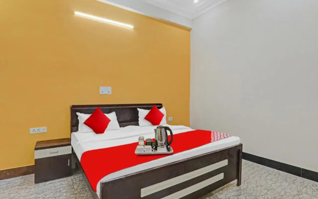 Oyo Flagship 70327 Hotel Manu Grand