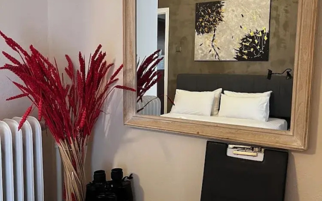 Pnyka Apartment 3