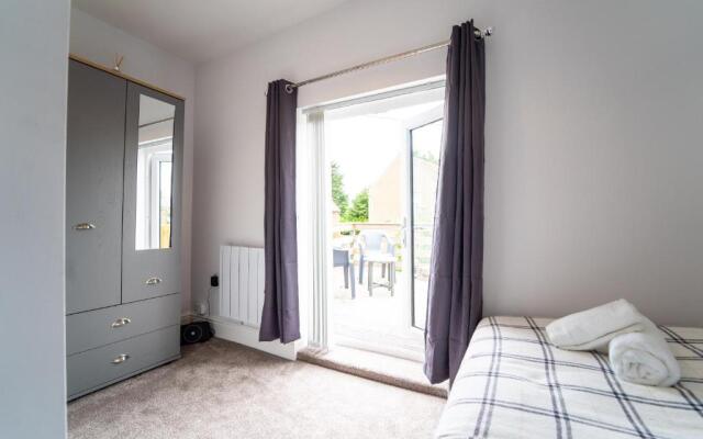 River View Home - 2 bed