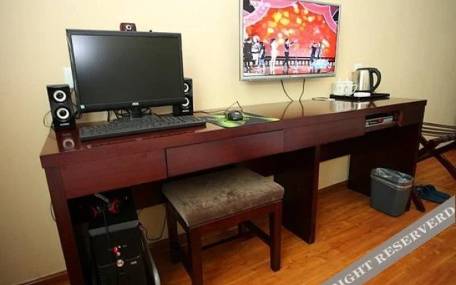 Shaanxi Radio & TV Hotel (North Street Metro Station)