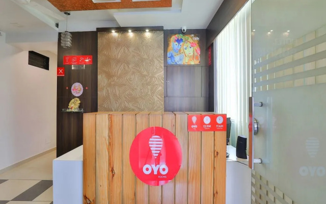 OYO 5476 Hotel Sunrise