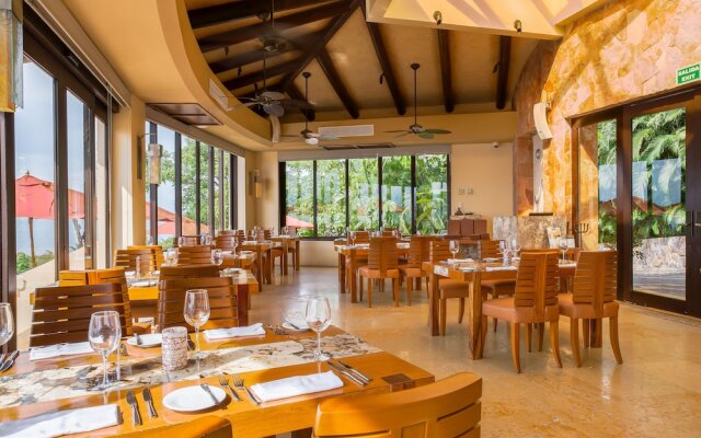 Garza Blanca Resort & Spa