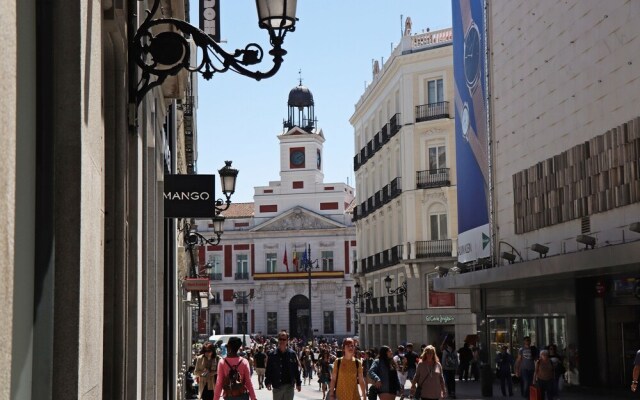 Moderno diseño Madrid centro Sol 8