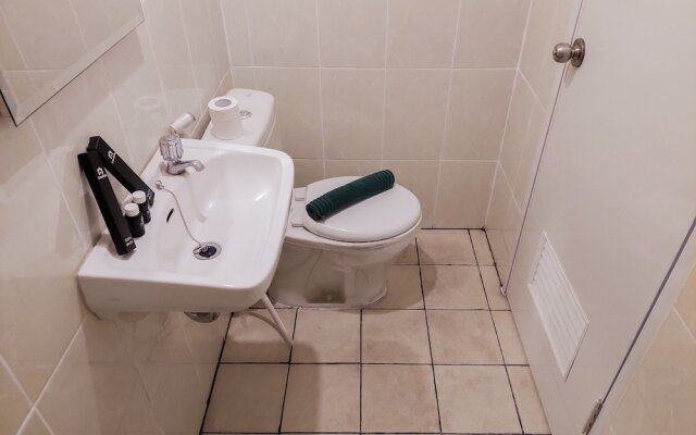 Comfort And Warm Studio Room Apartment At M-Town Residence