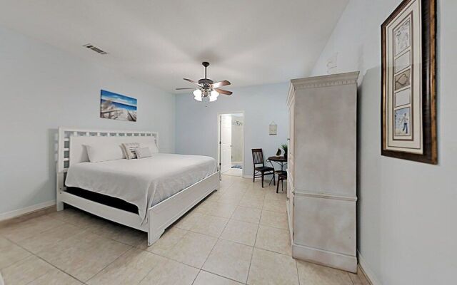 Suzwinks Beach House