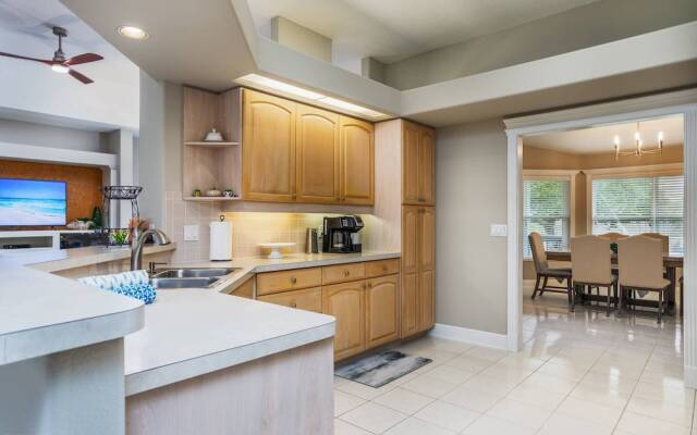 Nokomis Pool Home on the Canal