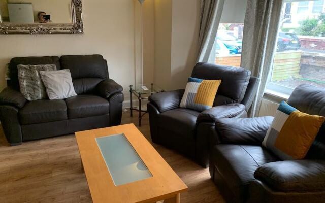 Marley Mansions Apartment - Clarendon