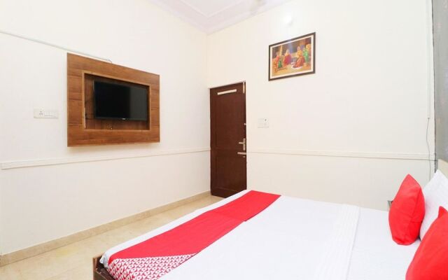 OYO 37903 Best Stay Guest House