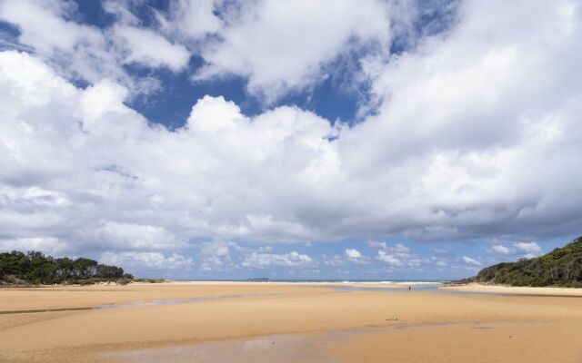 Reflections Moonee Beach - Holiday Park