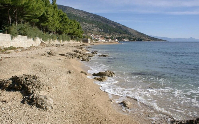 Cvita - 150 m From Pebble Beach - SA1