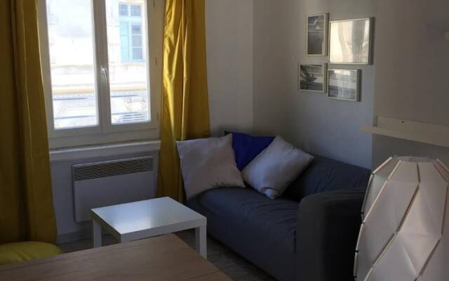 Hyper centre place Moliere