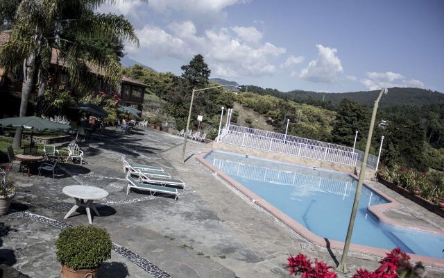 Hotel Pie de la Sierra