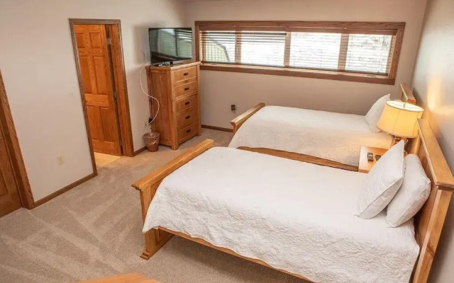 6 Chambertin Townhomes 4 Bedroom Townhouse by RedAwning