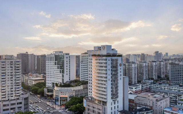 Ji Hotel (Hangzhou Wulin Square, Wenhui Mansion)