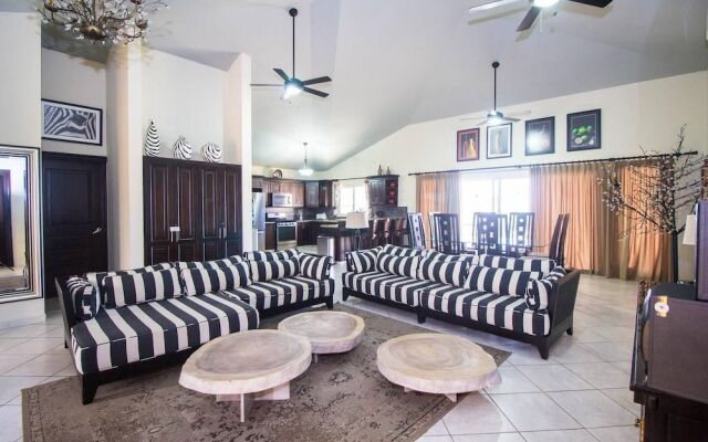 New! 6 Bedroom Ocean View