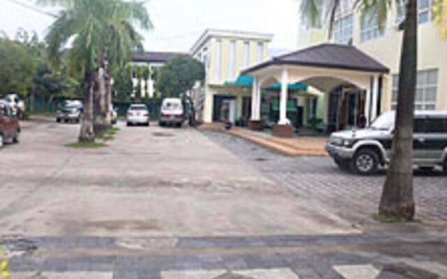 Diamond Crown Hotel Dawei