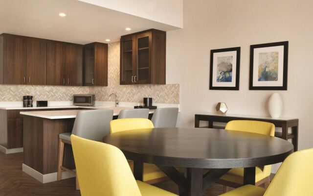 Embassy Suites by Hilton Indianapolis Downtown