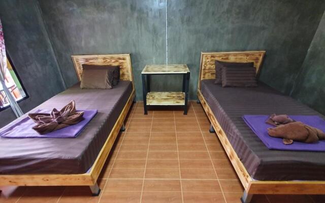 Moonshine Resort Chumphon