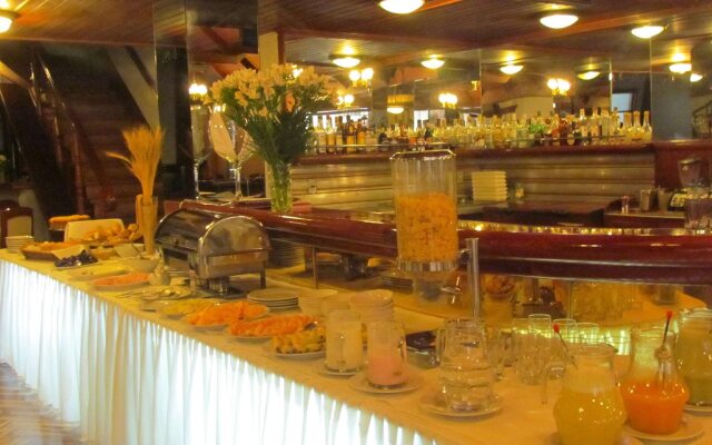 SureStay Plus Hotel by Best Western Dorado