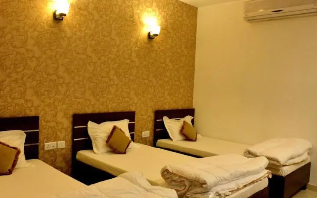 Hotel Bukhara Inn