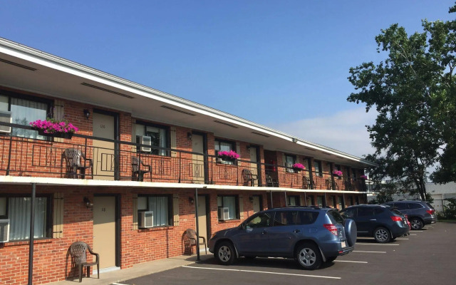 Motel et Appartements du Fleuve
