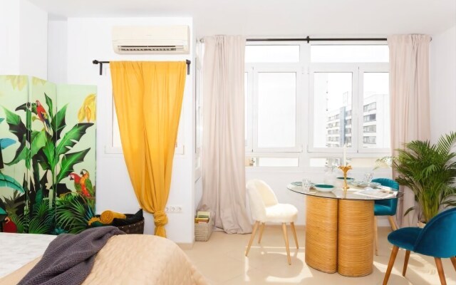 Palm Suite