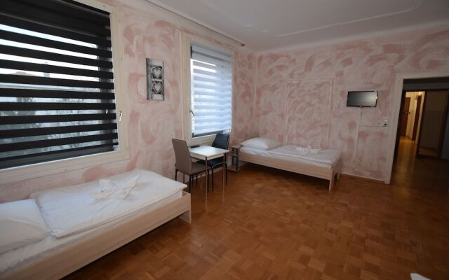AB Apartment 38