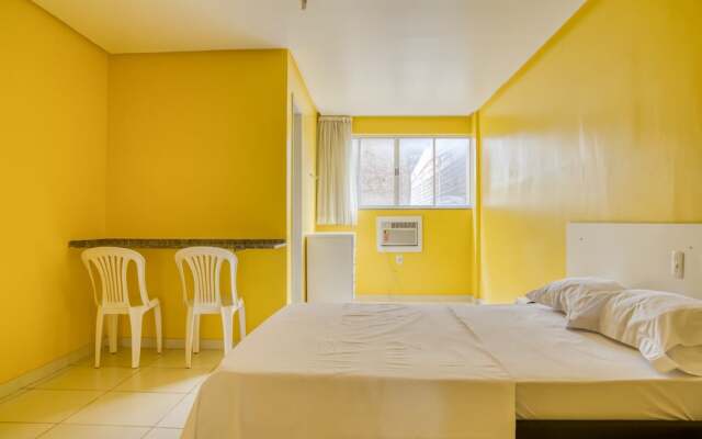 OYO Hotel Malibu Candeias