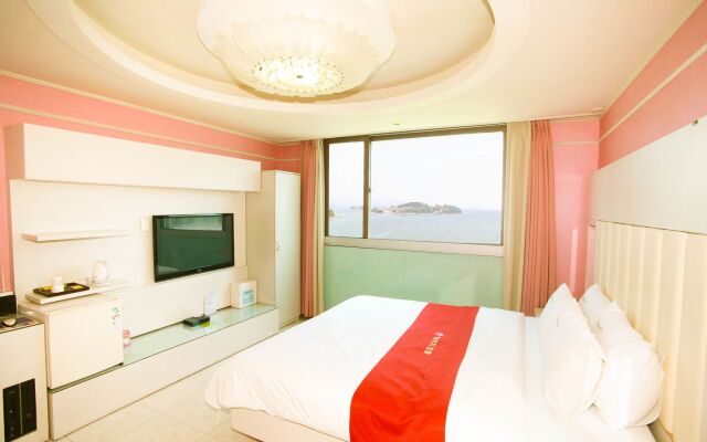 Yeosu Beach Hotel