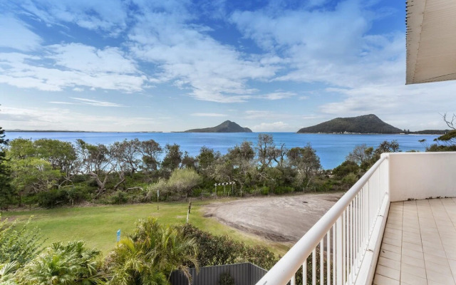 Albacore Unit 8,12 Ondine Close