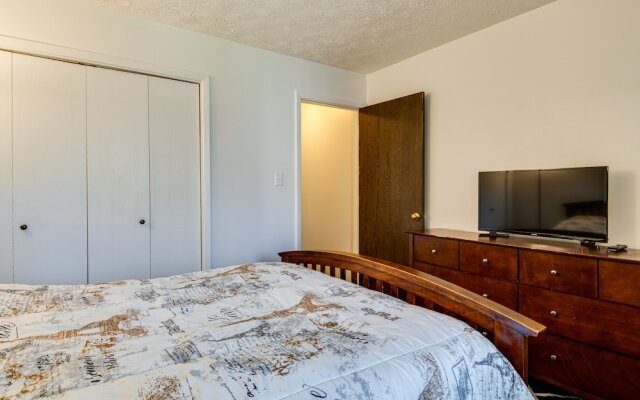 Lawrence Vacation Rental ~ 12 Mi to Indianapolis!