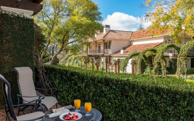 Westlake Village Inn