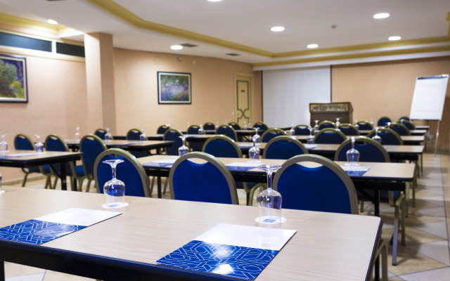 Hotel Zentral Mayoral