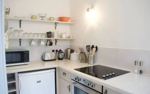 Beautiful 2 Bedroom City Centre Apartment