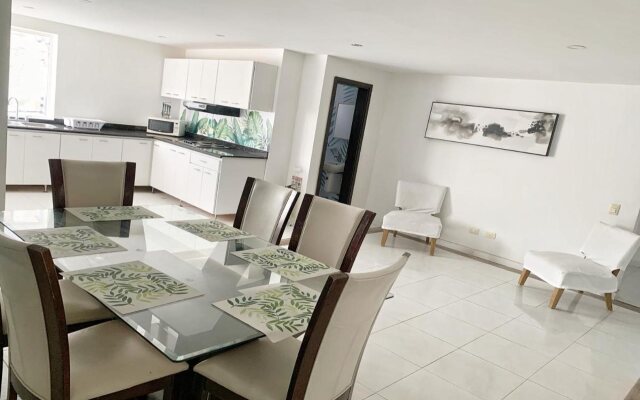 Apartamentos Tropical Breeze