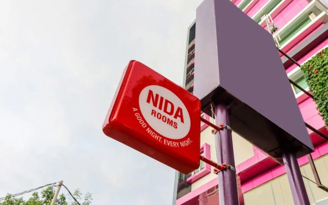 NIDA Rooms Racing Center Makassar
