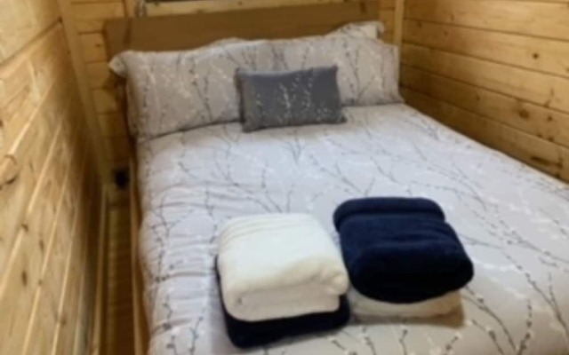 Immaculate Cabin 5 Mins to Inverness Dogs Welcome