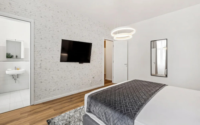 SKY9 Apartments District 6