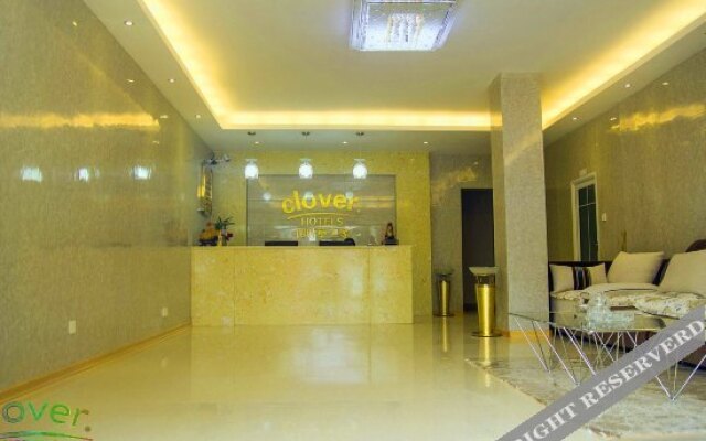 Zhangjiajie Clover Hotel