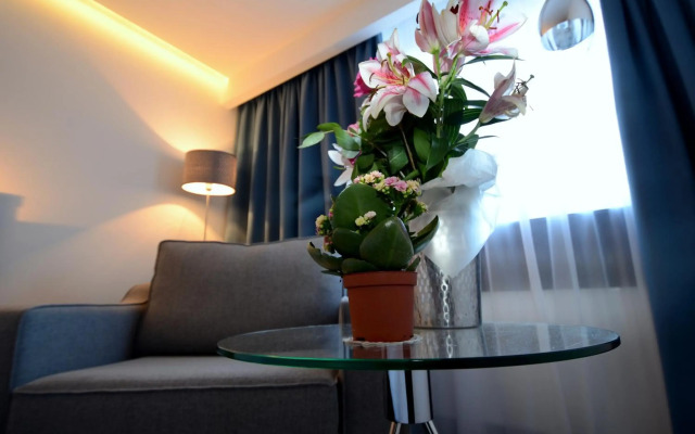 Pelican London Hotel and Residence