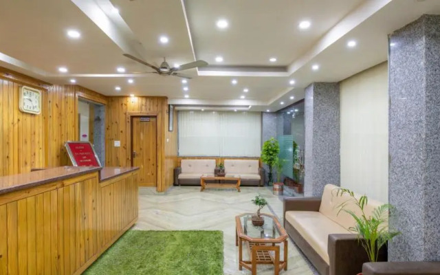 The Posh Hotel near Mall Road with Hassle Free Covered Parking