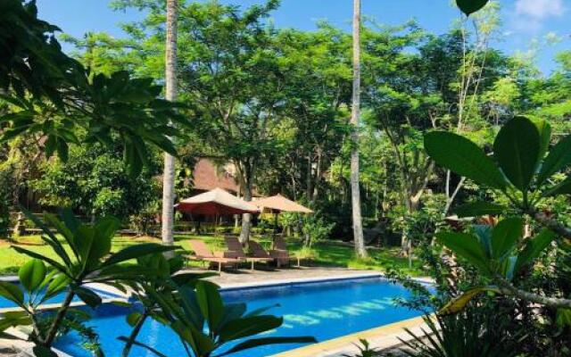 Mahagiri Resort & Restaurant