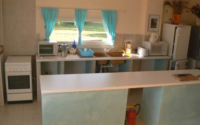 Les Truffiers Yourtes et roulotte