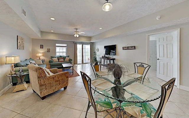 301ambvi 4 Bedroom Condo