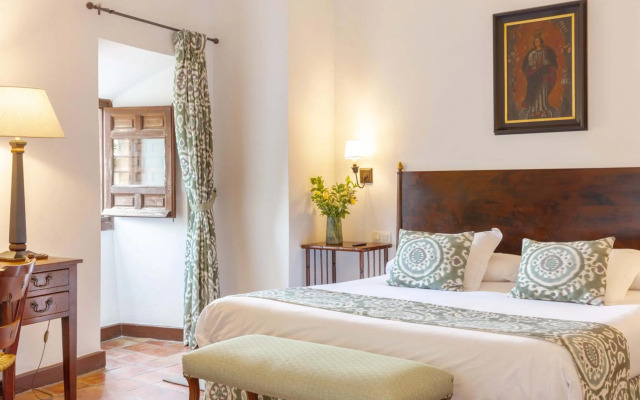 Hotel Puerta de la Luna