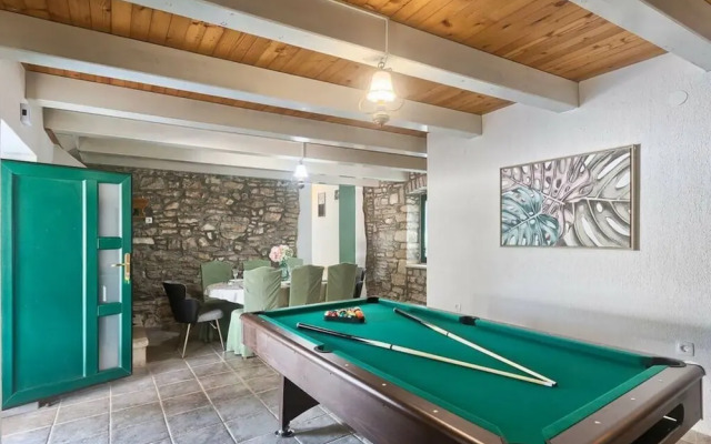 Villa Barbara Comfortable Holiday Residence